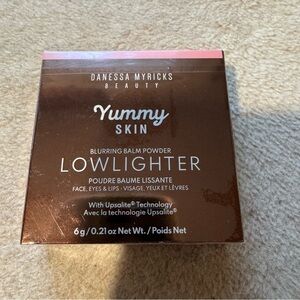 NEW Danessa Myricks Beauty Yummy Skin Blurring Balm Powder Lowlighter
